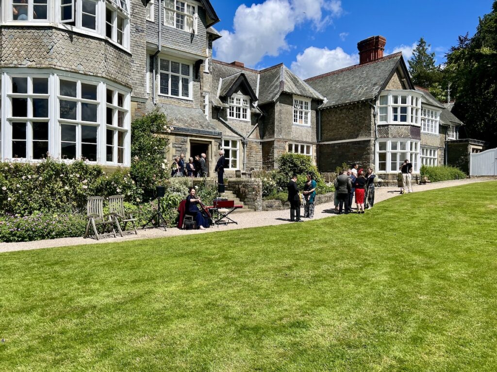 Plas Dinam Country House Exterior