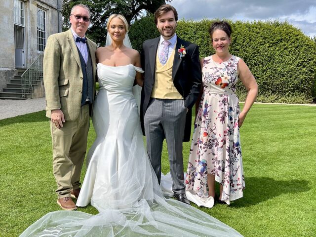 Wedding Musicians with happy married couple at Elmore Court