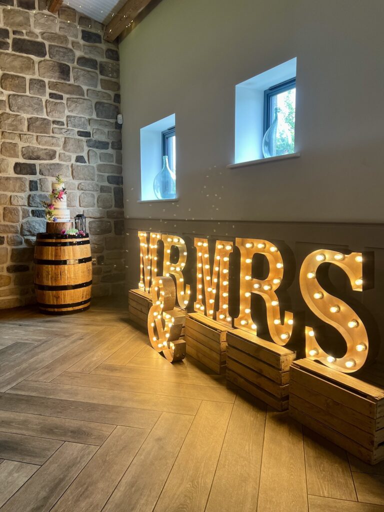 Mr and Mrs Sign at Stretton Manor Barn