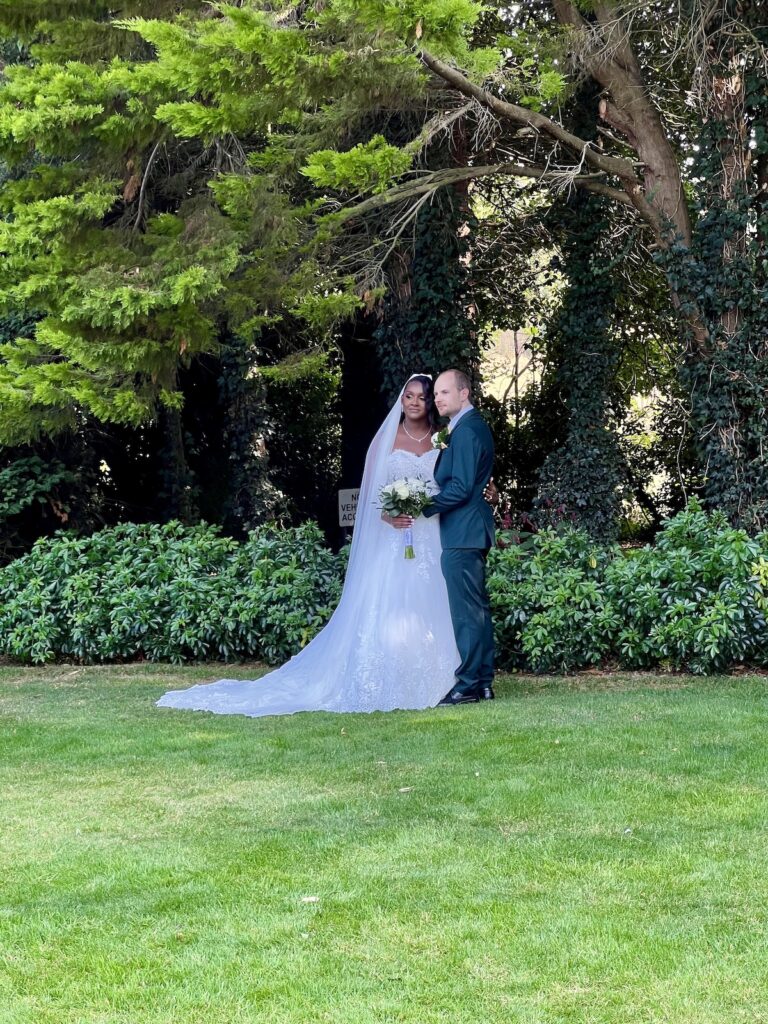 Wedding couple at Oaks Farm