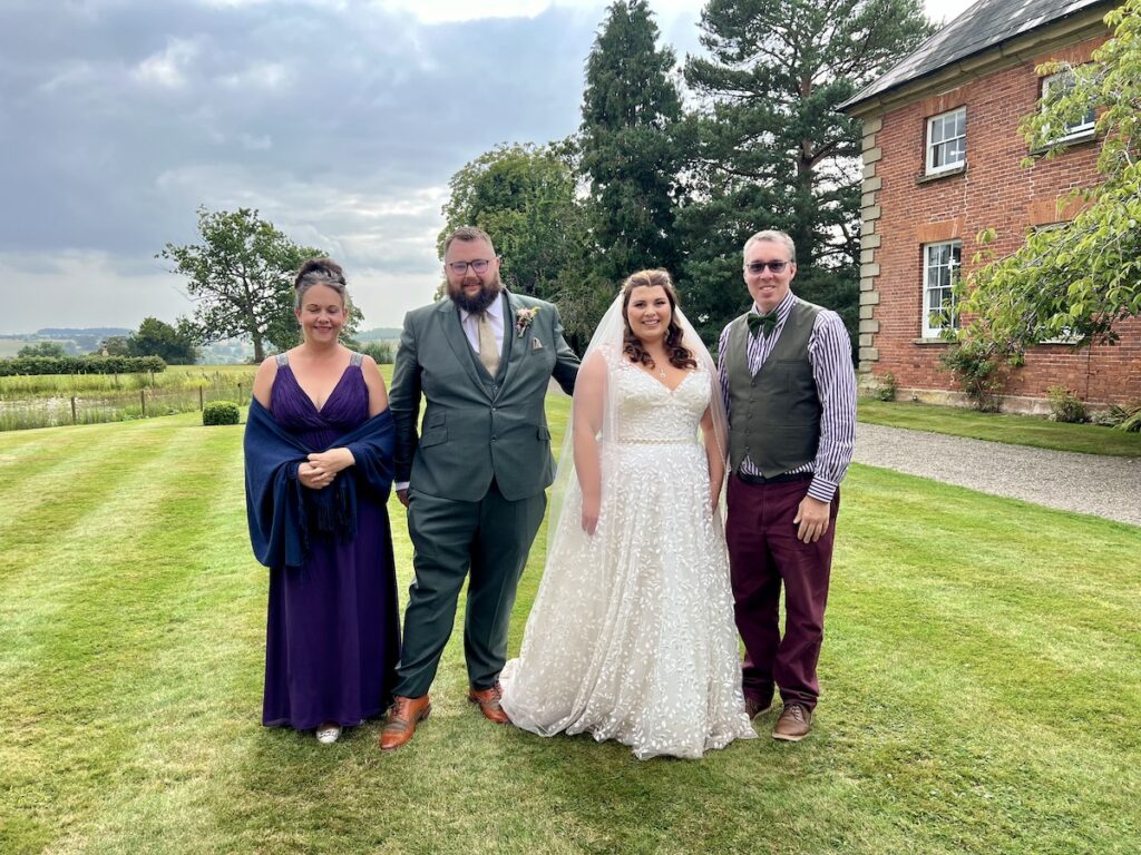 JAM Duo with bride and groom at Davenport House