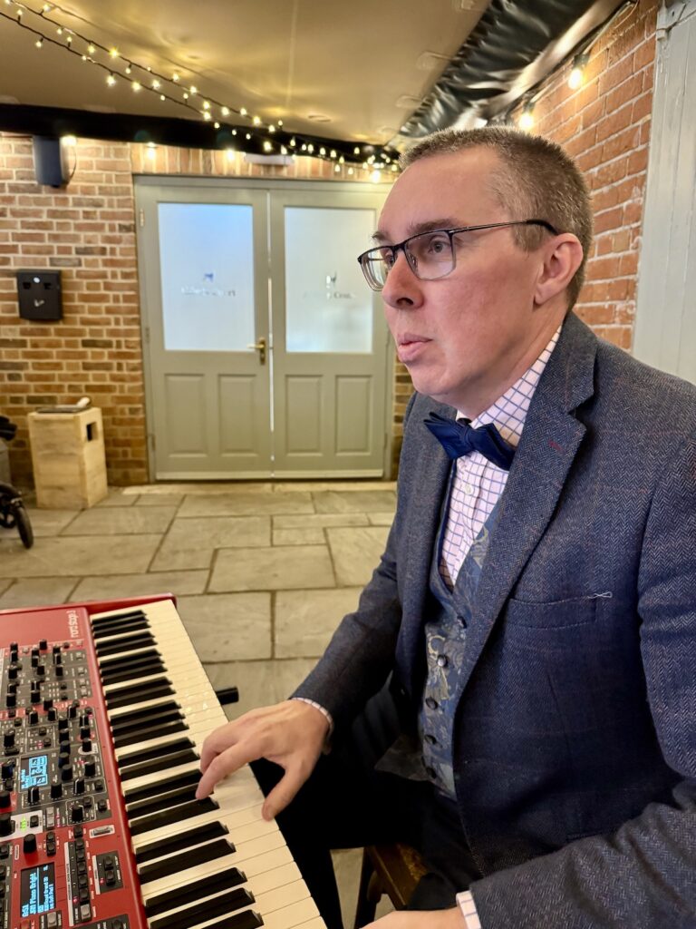 Jules Addison wedding pianist at Abbots Court, Dorset